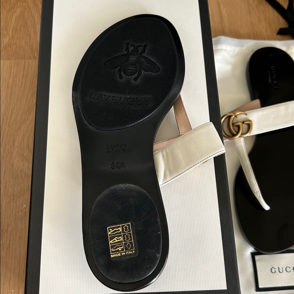 Gucci Marmont Leather Sandal in Mystic White - Picture 5 of 9
